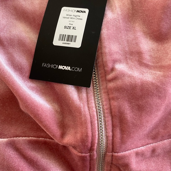 Pink Velvet Dress - Picture 5 of 5